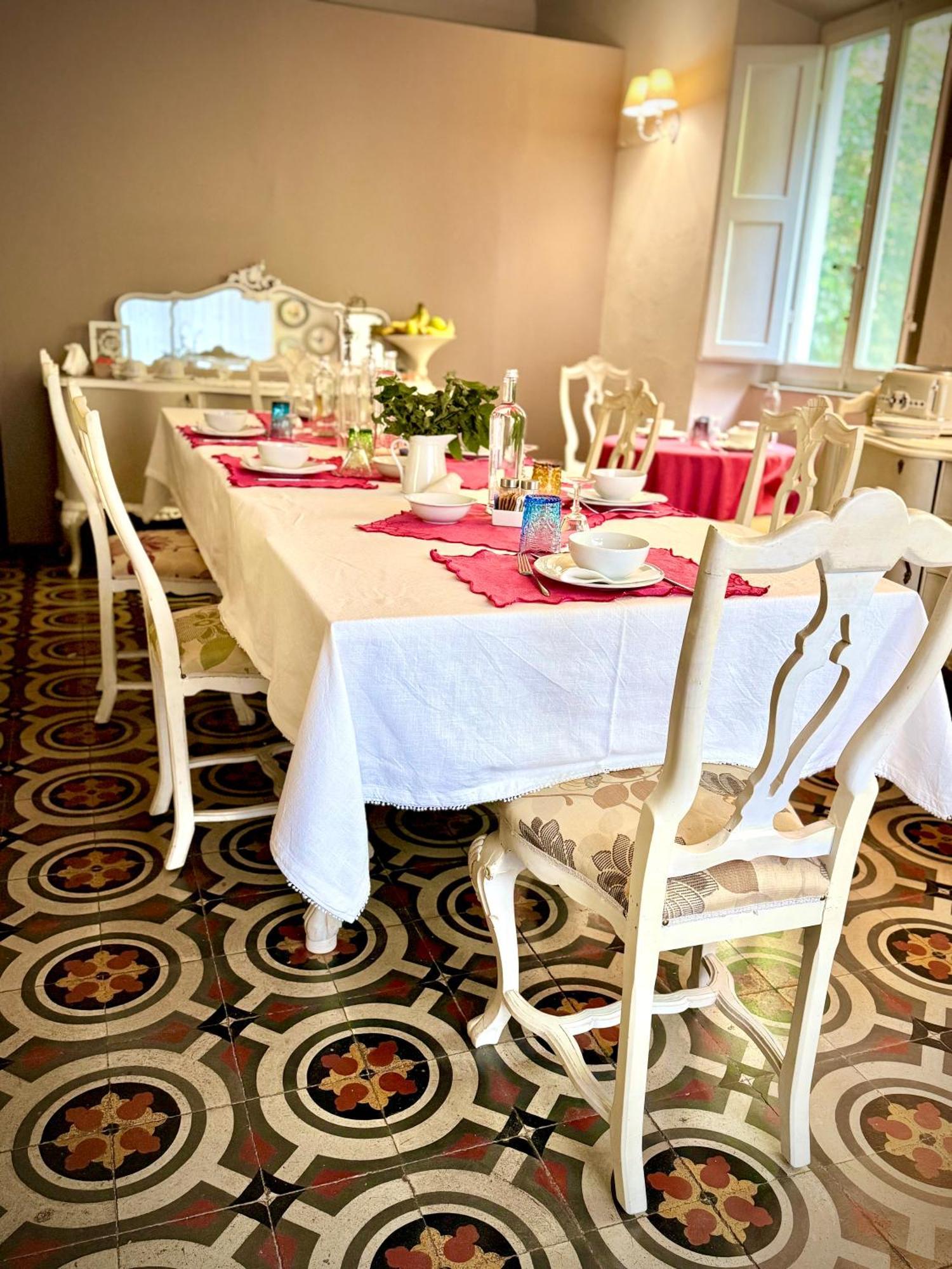 Villa La Dogana B&B Di Charme - Historic Villa With A Beautiful Garden Лукка Экстерьер фото